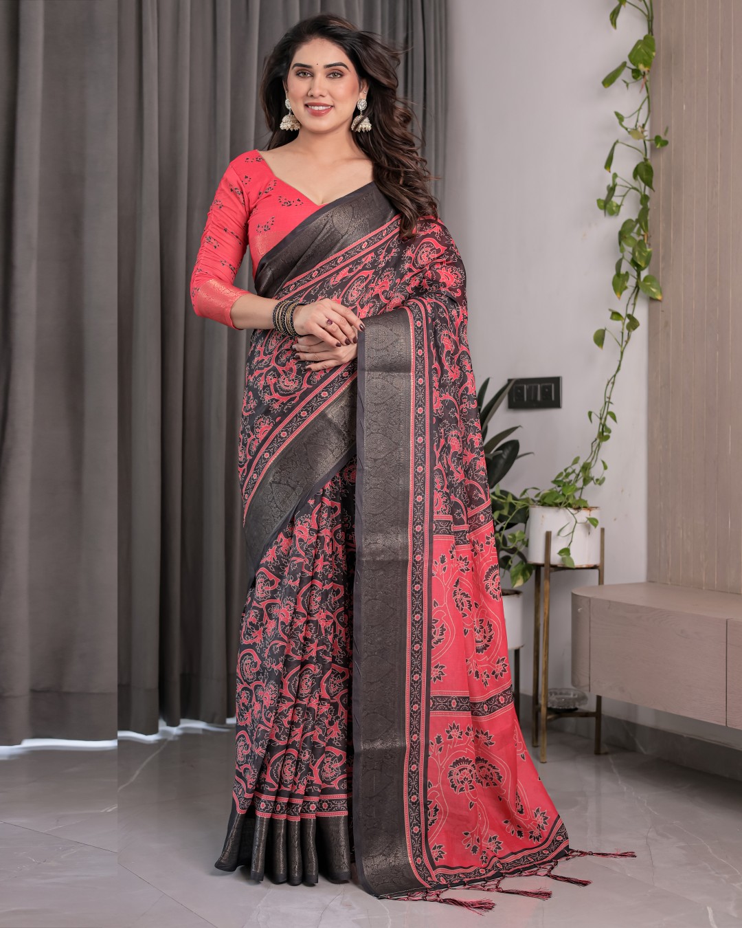 Handloom Linen Saree with White Floral Dots & Zari Border | 5.5m Saree + 0.8m Attached Blouse with Tassels(Pack of 1)