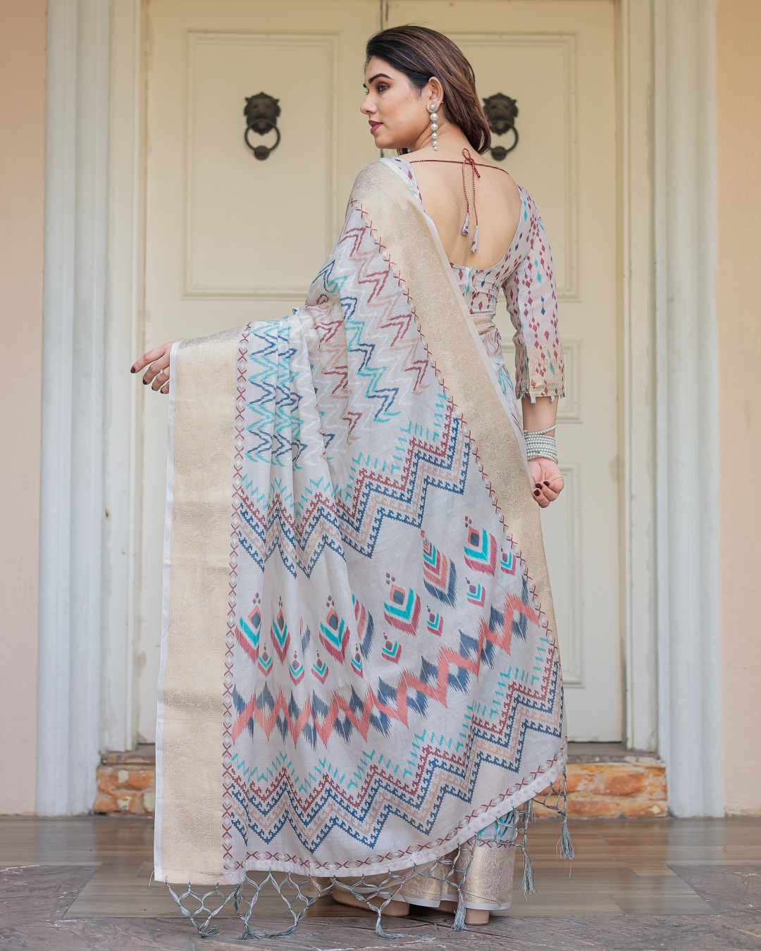 Geometric Printed Handloom Cotton Saree with Woven Zari Border & Ethnic Pallu(Pack of 1)