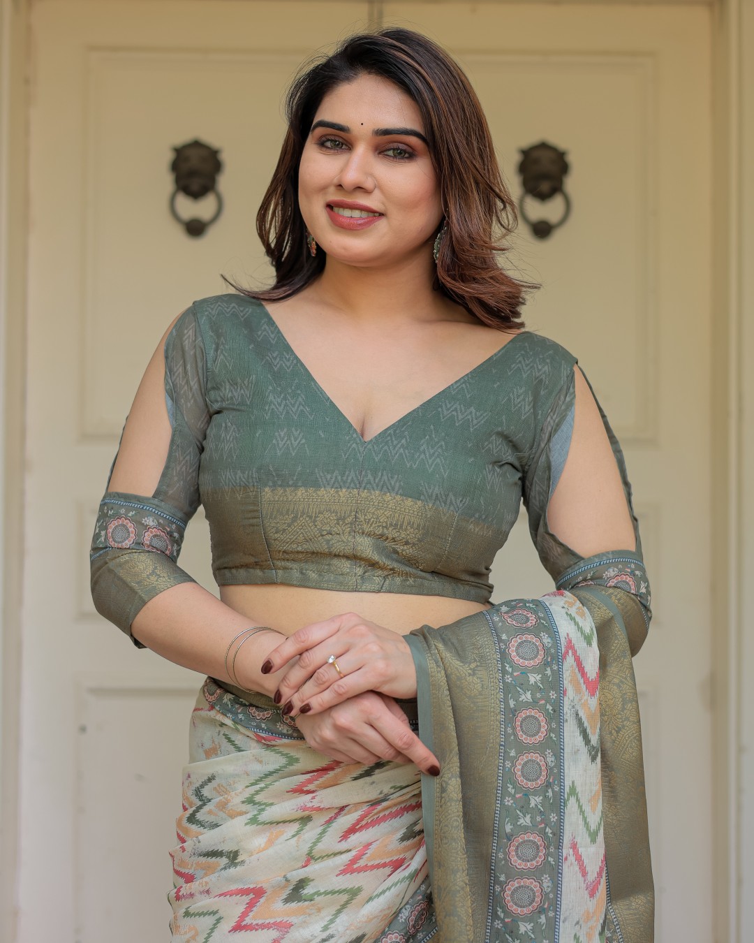 Geometric Printed Handloom Cotton Saree with Woven Zari Border & Ethnic Pallu(Pack of 1)