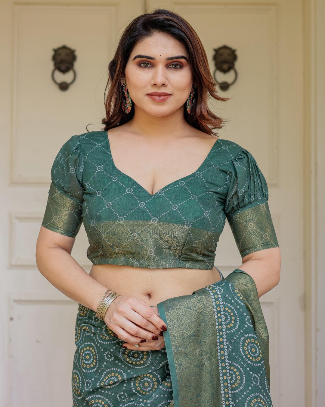 Handloom Cotton Ethnic Printed Saree with Zari Border & Tassels – Classic Traditional Wear(Pack of 1)