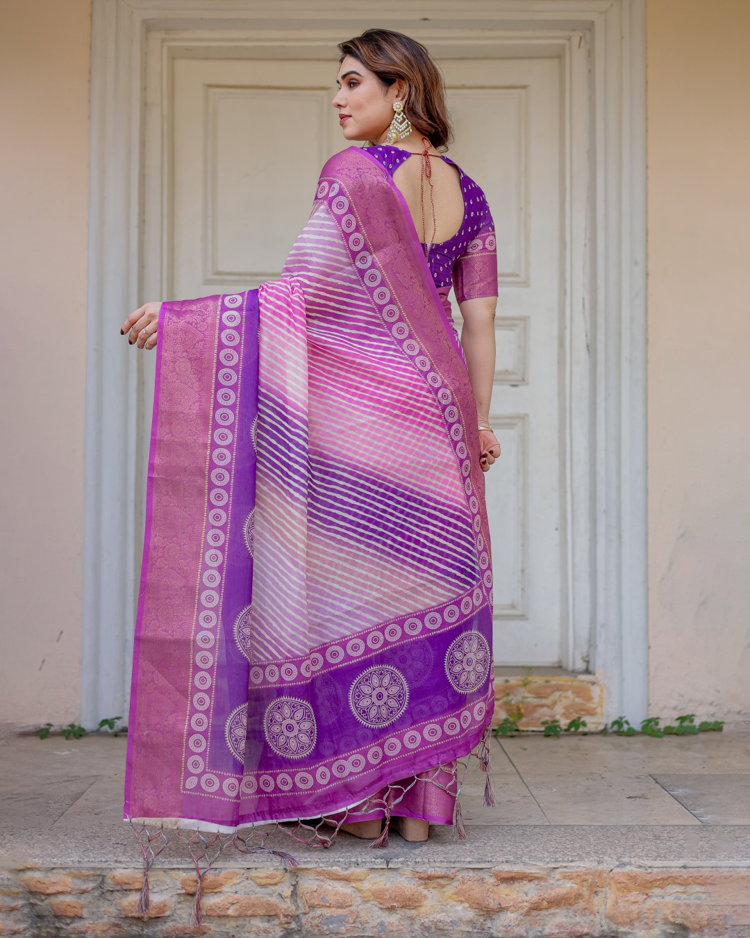 Handloom Cotton Ethnic Printed Saree with Zari Border & Tassels – Classic Traditional Wear(Pack of 1)