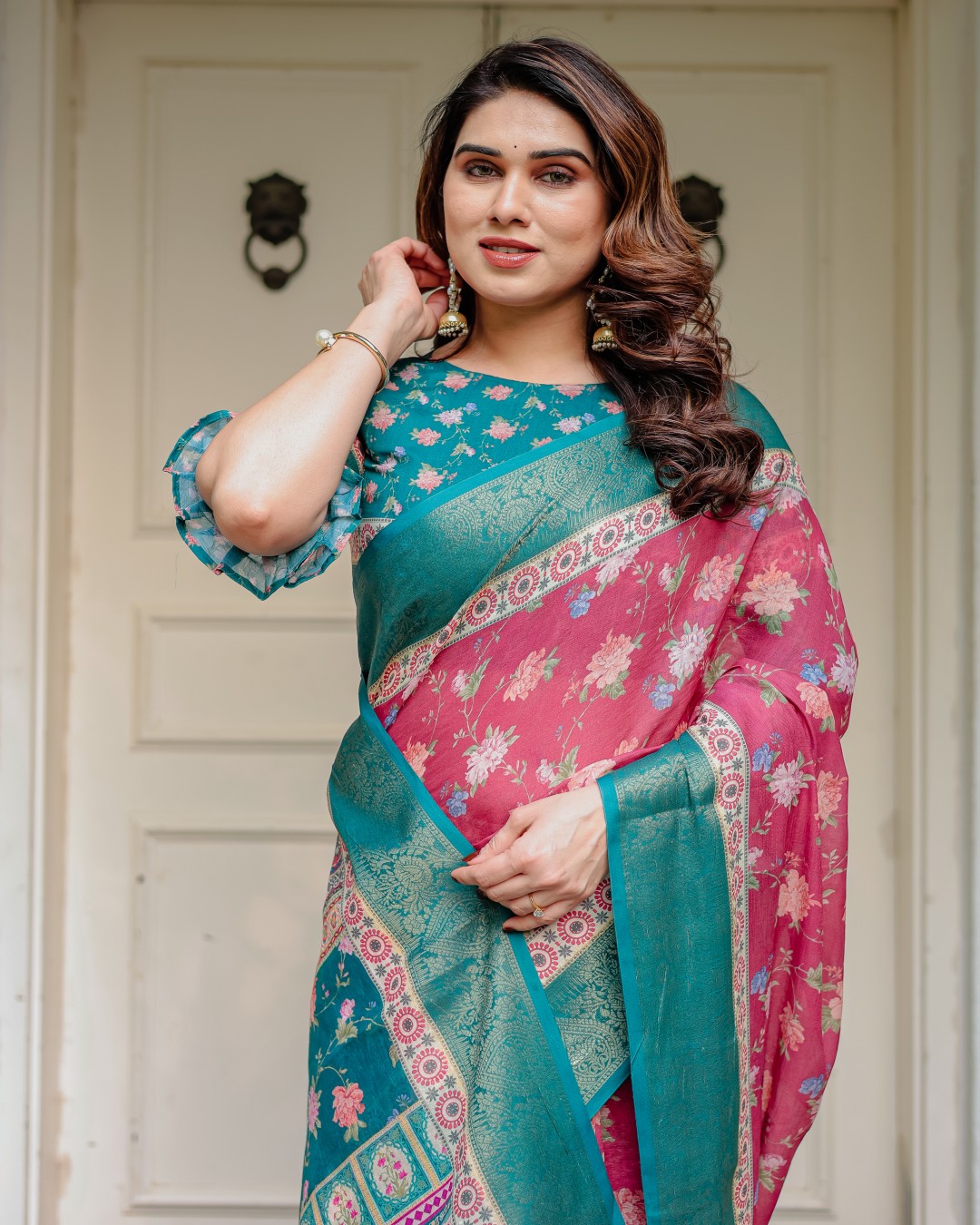 Floral Woven Saree with Antique Zari Border & Rich Designer Pallu – Festive Ethnic Wear(Pack of 1)