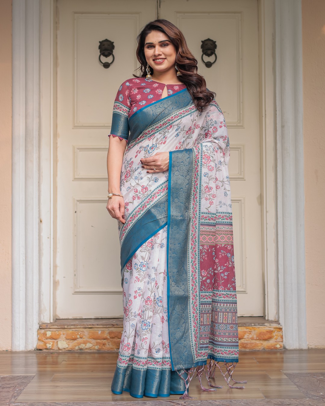 Traditional Printed Saree with Rich Zari Border & Tassels – Elegant Ethnic Festive Wear(Pack of 1)