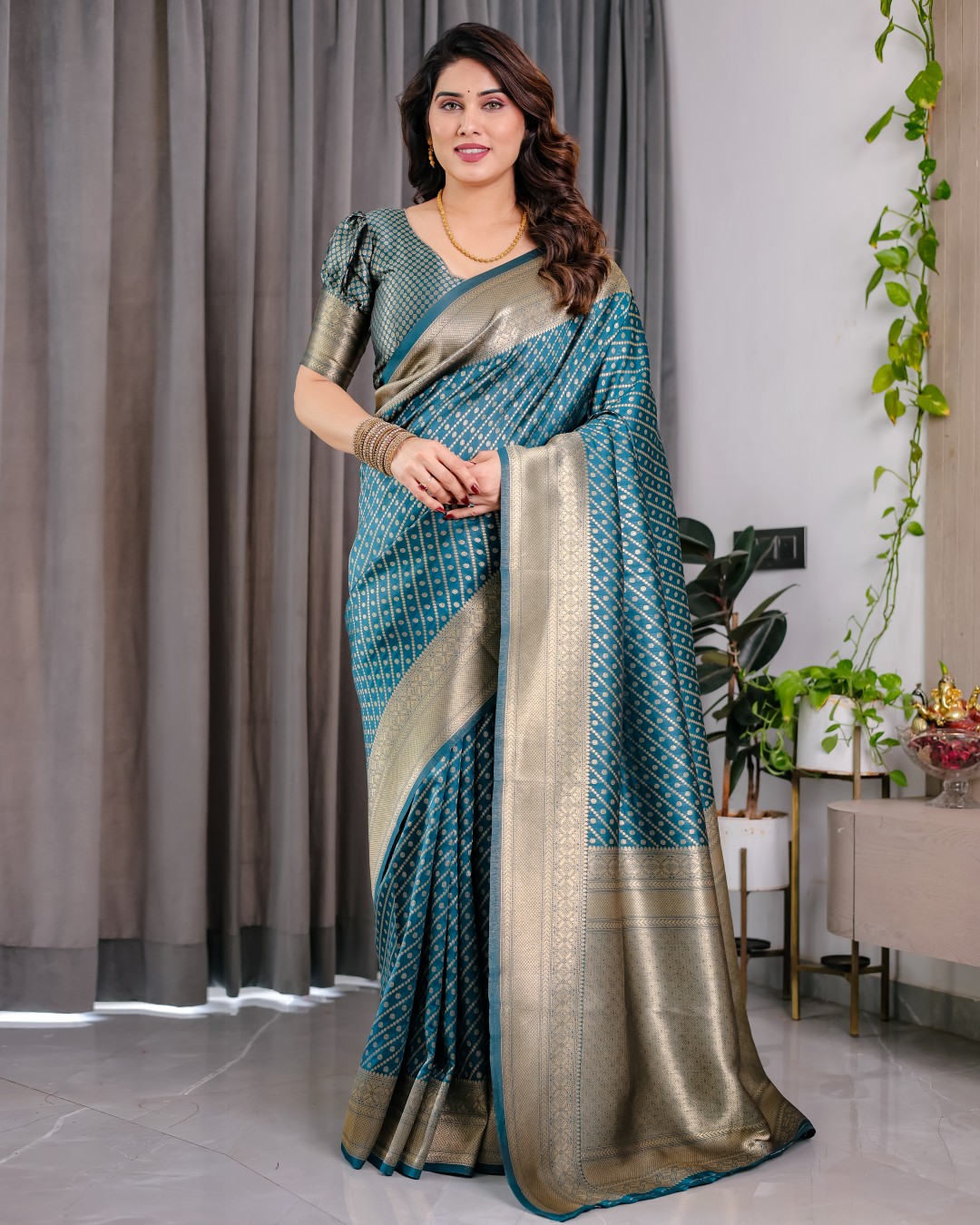 Pure Kanjivaram Silk Saree with Gold Zari Striped Floral Pallu & Broad Border | 5.5m Saree + 0.8m Jacquard Blouse Piece(Pack of 1)