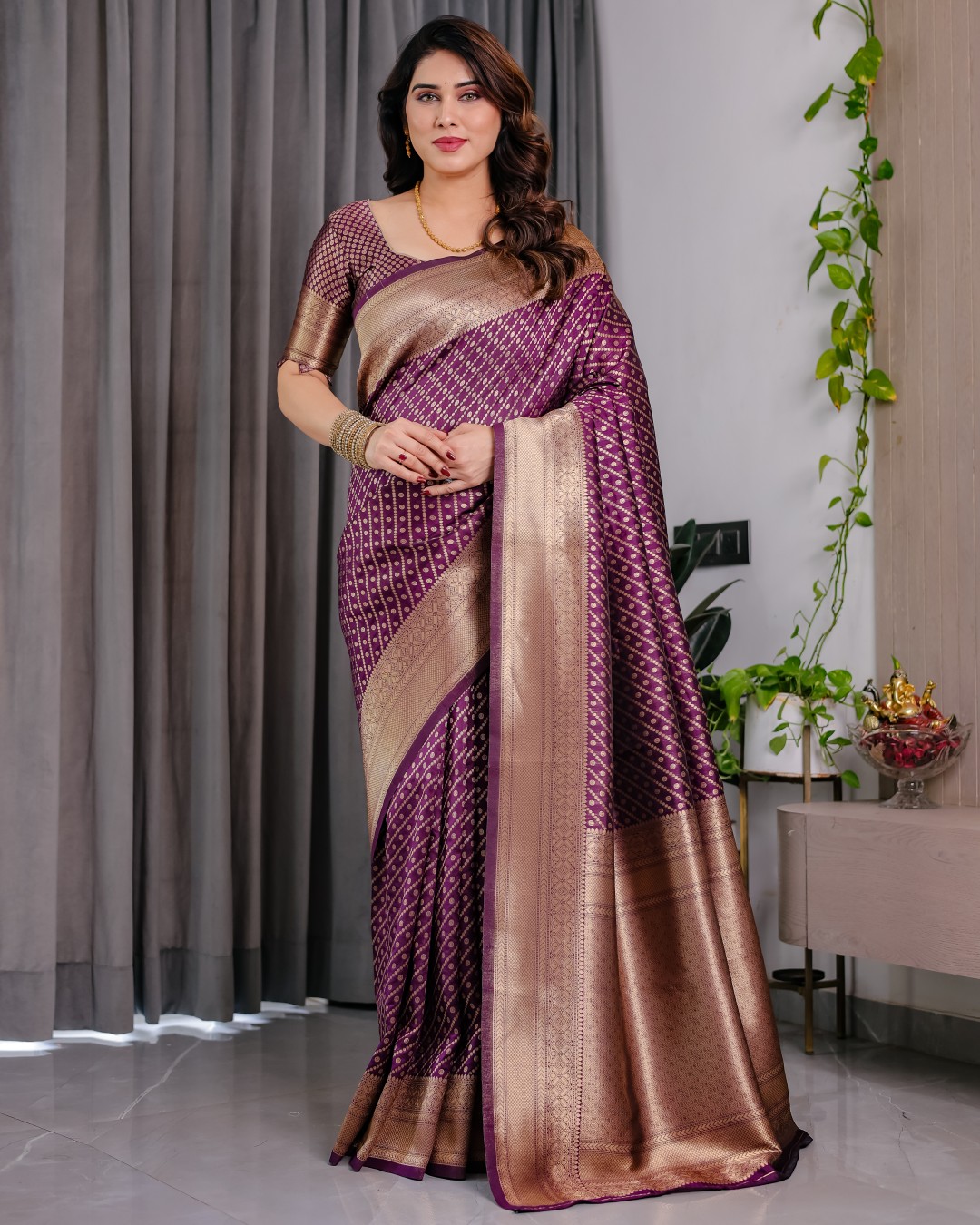 Pure Kanjivaram Silk Saree with Gold Zari Striped Floral Pallu & Broad Border | 5.5m Saree + 0.8m Jacquard Blouse Piece(Pack of 1)
