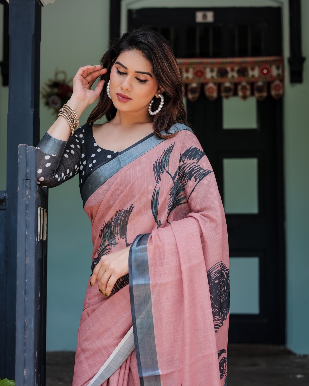 Pure Cotton Linen Saree with Floral Print, Blouse, and Tassel Detailing(Pack of 1)