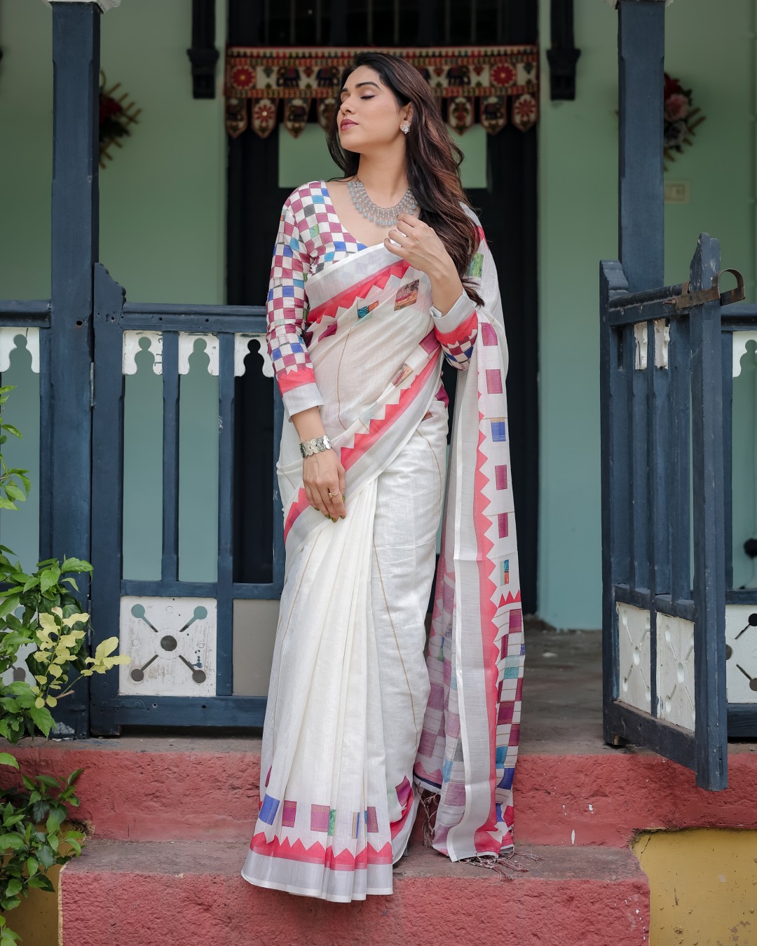 Pure Cotton Linen Saree with Floral Print, Blouse, and Tassel Detailing(Pack of 1)