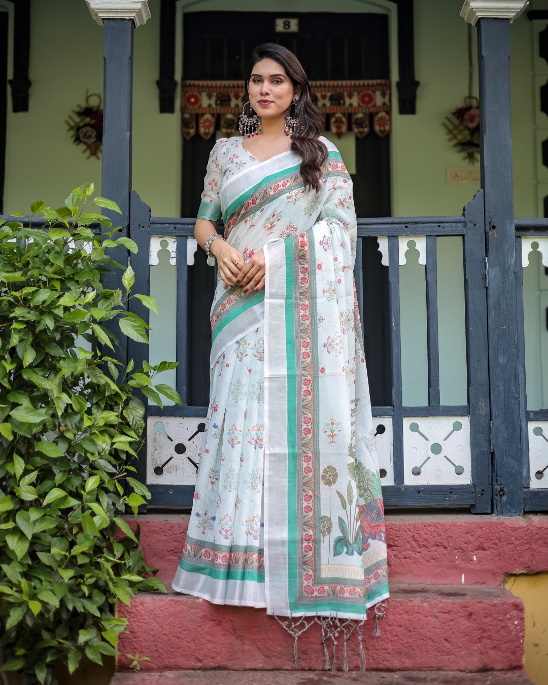 Elegant Floral Printed Pure Cotton Linen Saree in Ivory with Teal Border and Blouse, Tassels on Edges (Pack of 1)