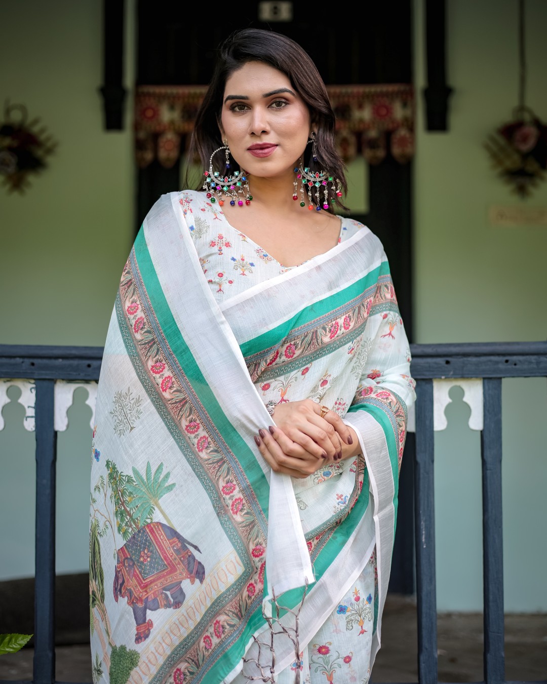 Elegant Floral Printed Pure Cotton Linen Saree in Ivory with Teal Border and Blouse, Tassels on Edges (Pack of 1)