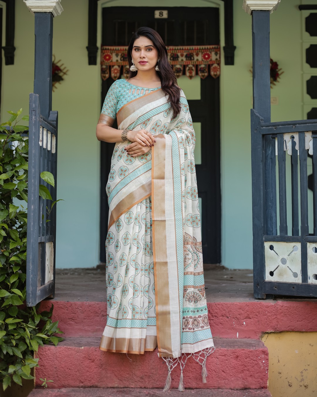 Elegant Floral Print Pure Cotton Linen Saree in Ivory with Multi-Color Florals and Tassels(Pack of 1)