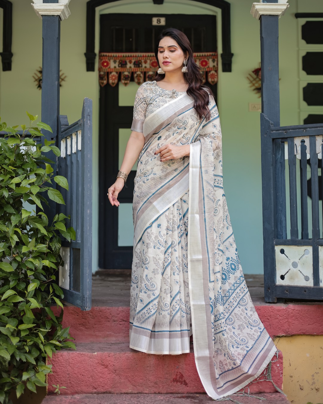 Elegant Floral Print Pure Cotton Linen Saree in Ivory with Multi-Color Florals and Tassels(Pack of 1)