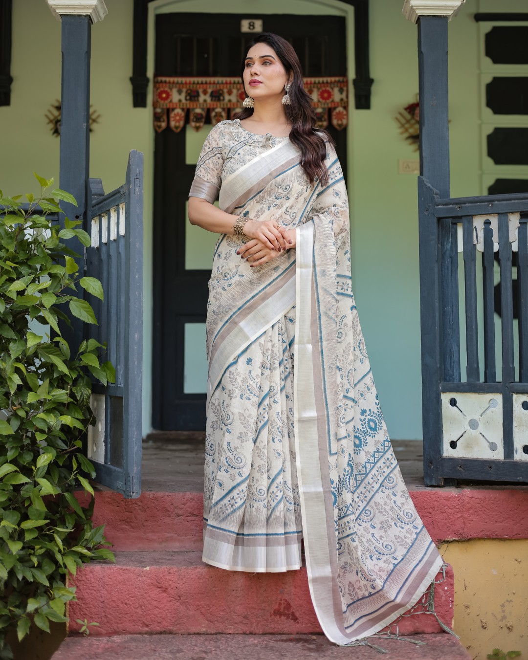 Elegant Floral Print Pure Cotton Linen Saree in Ivory with Multi-Color Florals and Tassels(Pack of 1)