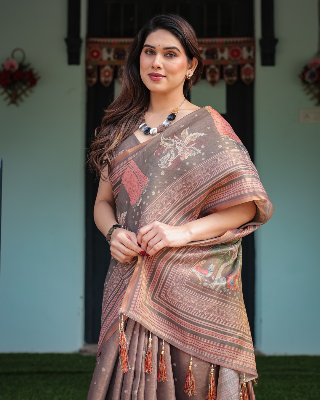Handloom Cotton-Linen Saree with Bird Motifs and Striped Detailing(Pack of 1)