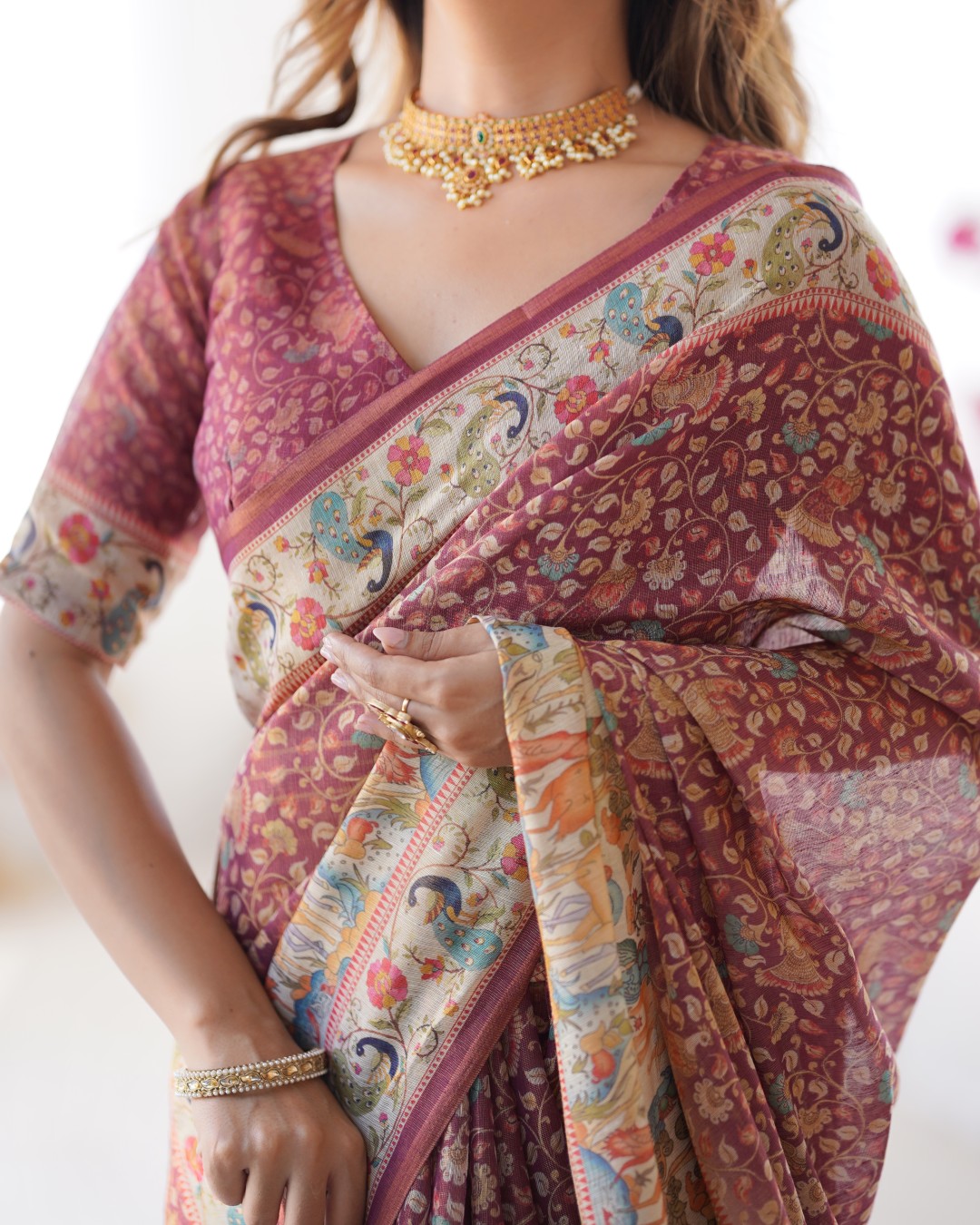 Handloom Cotton Saree with All-Over Floral Print & Multicolor Royal Procession Pallu (Pack of 1)