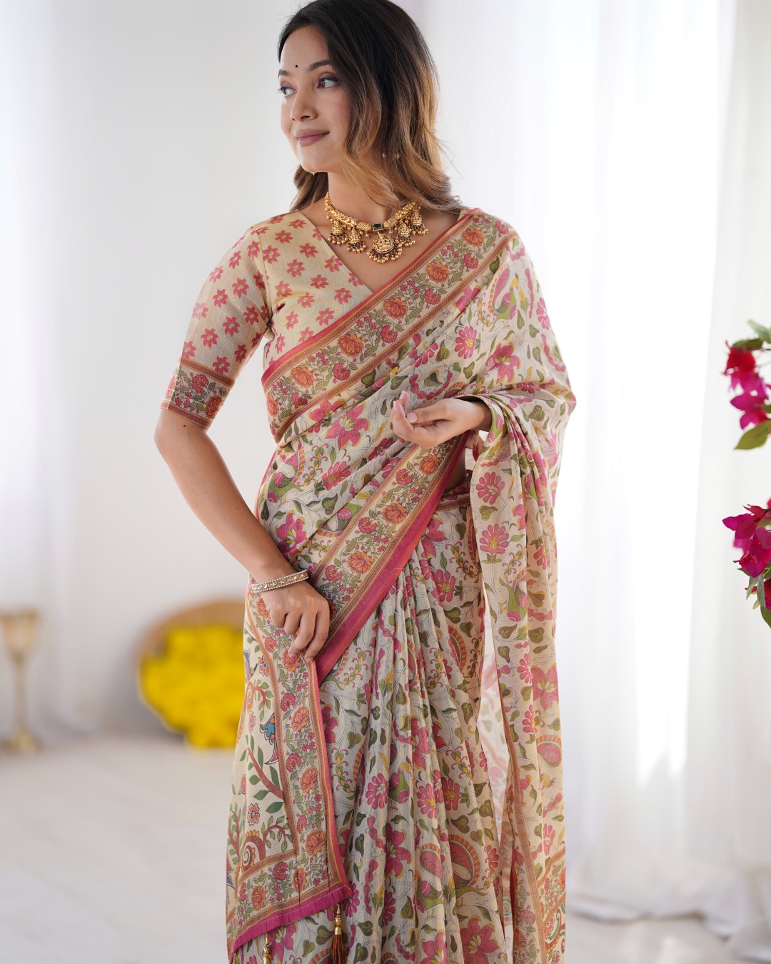 Linen Cotton Handloom Saree with Floral Buti Print and Madhubani Fish Art Pallu(Pack of 1)