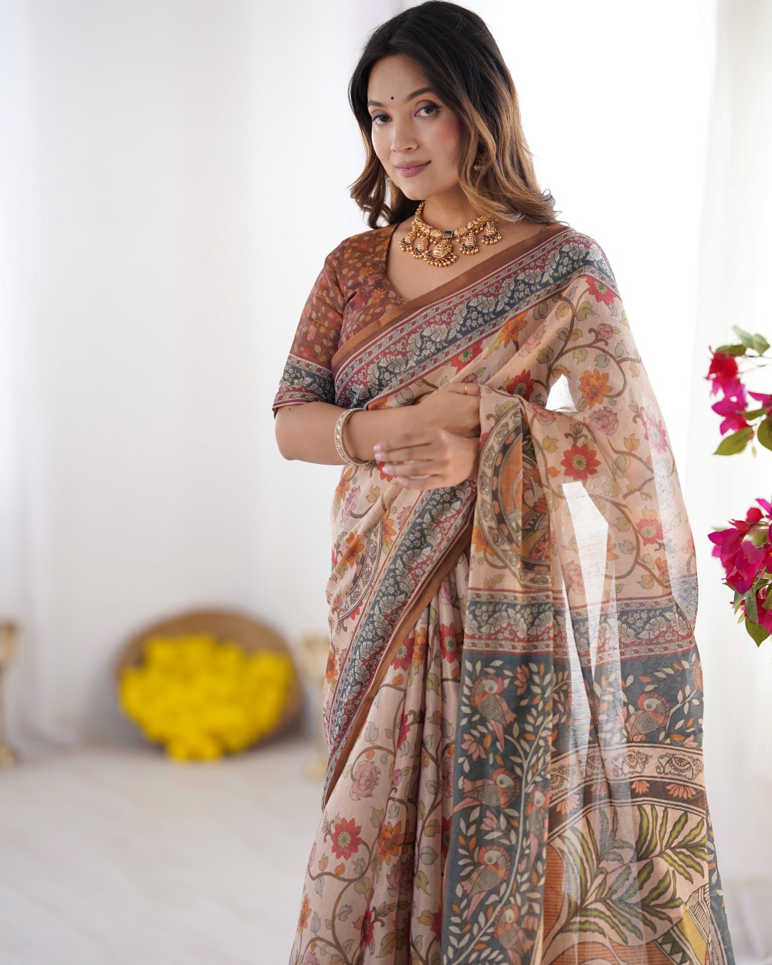 Linen Cotton Handloom Saree with Floral Buti Print and Madhubani Fish Art Pallu(Pack of 1)