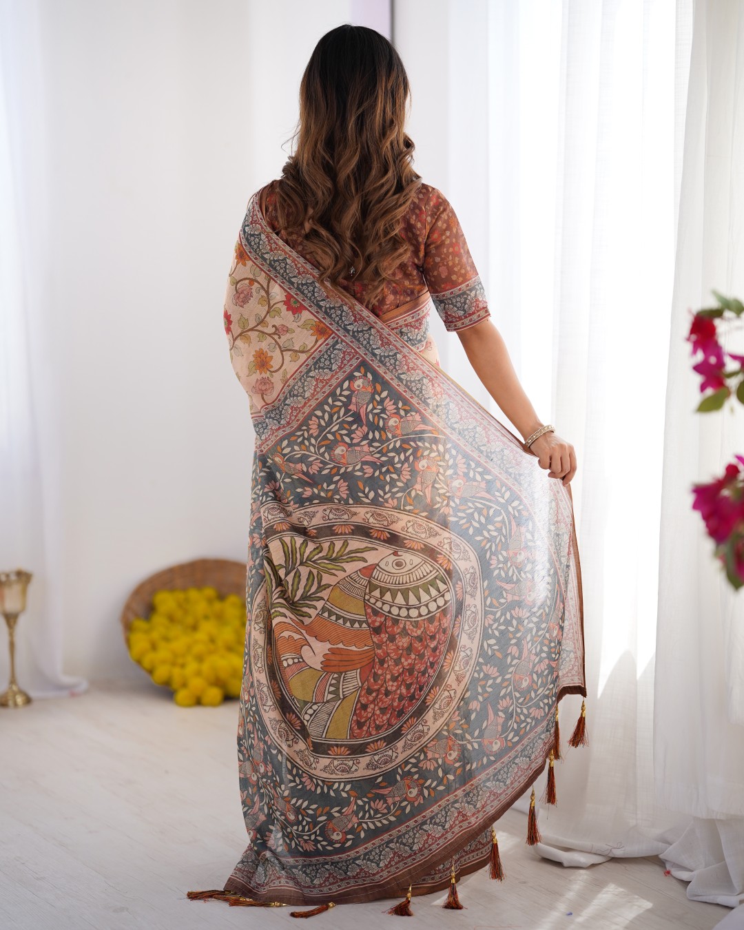 Linen Cotton Handloom Saree with Floral Buti Print and Madhubani Fish Art Pallu(Pack of 1)