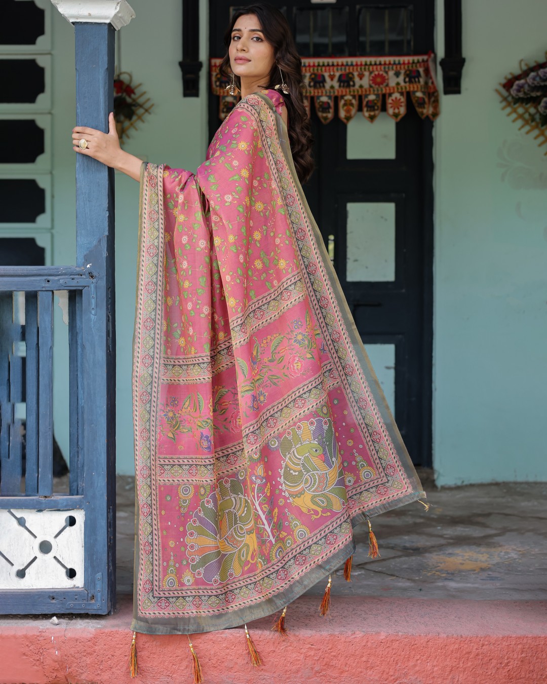 Handloom Cotton Saree with Mudra Motifs & Goddess Saraswati Pallu(Pack of 1)