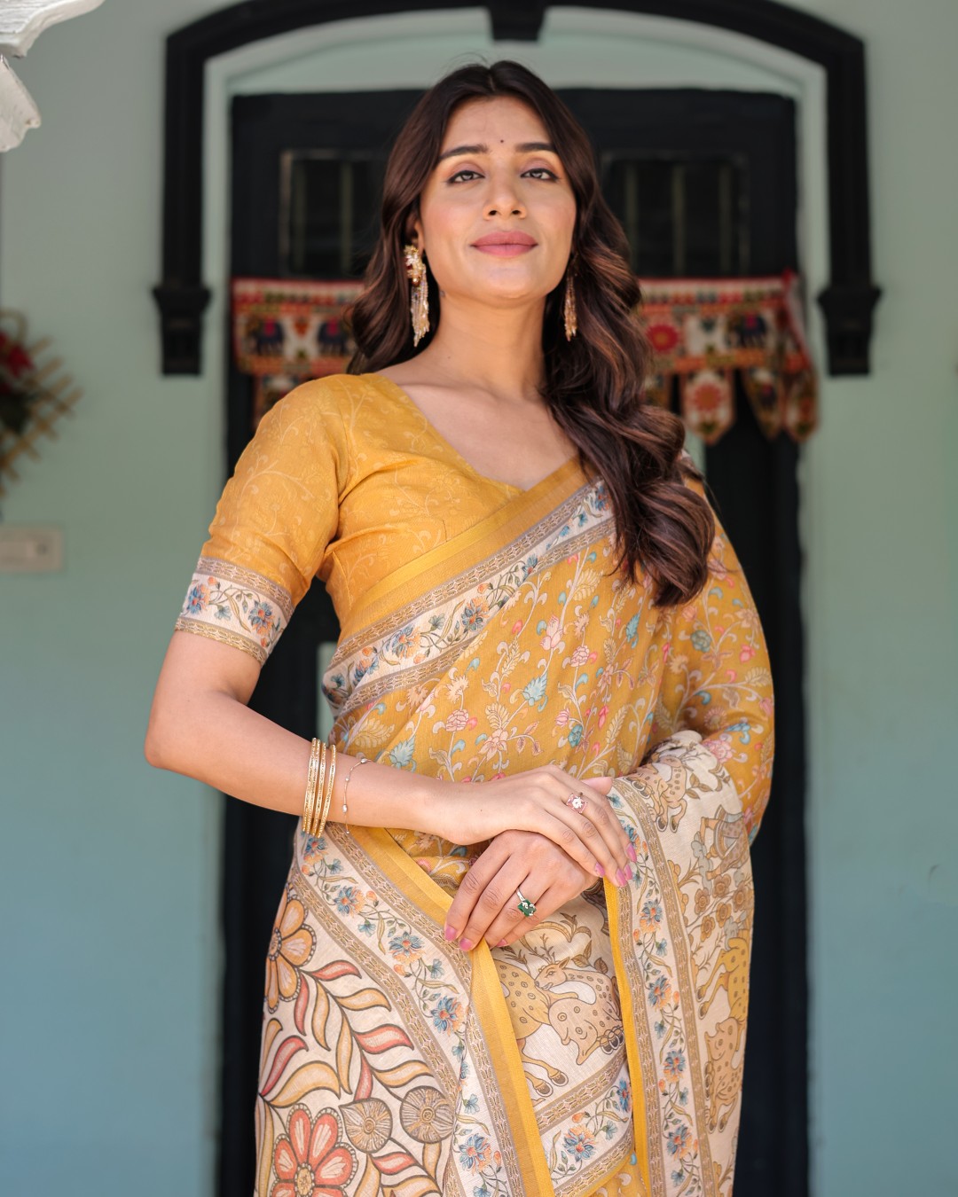 Handloom Cotton Saree with Multicolor Floral Print & Royal Simha-Pakshi Pallu(Pack of 1)