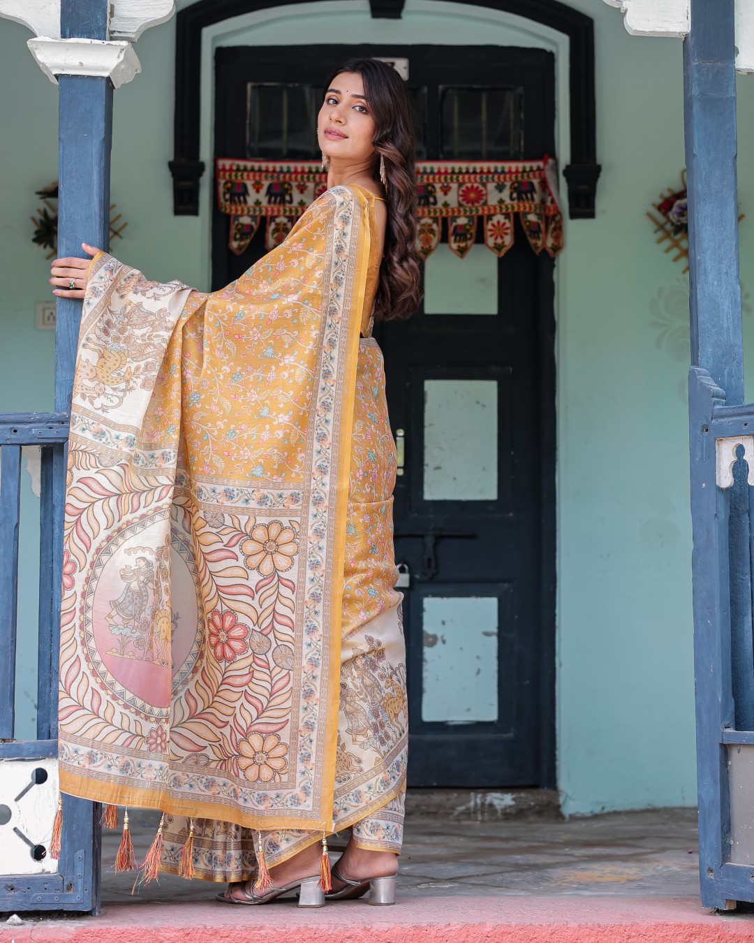 Handloom Cotton Saree with Multicolor Floral Print & Royal Simha-Pakshi Pallu(Pack of 1)