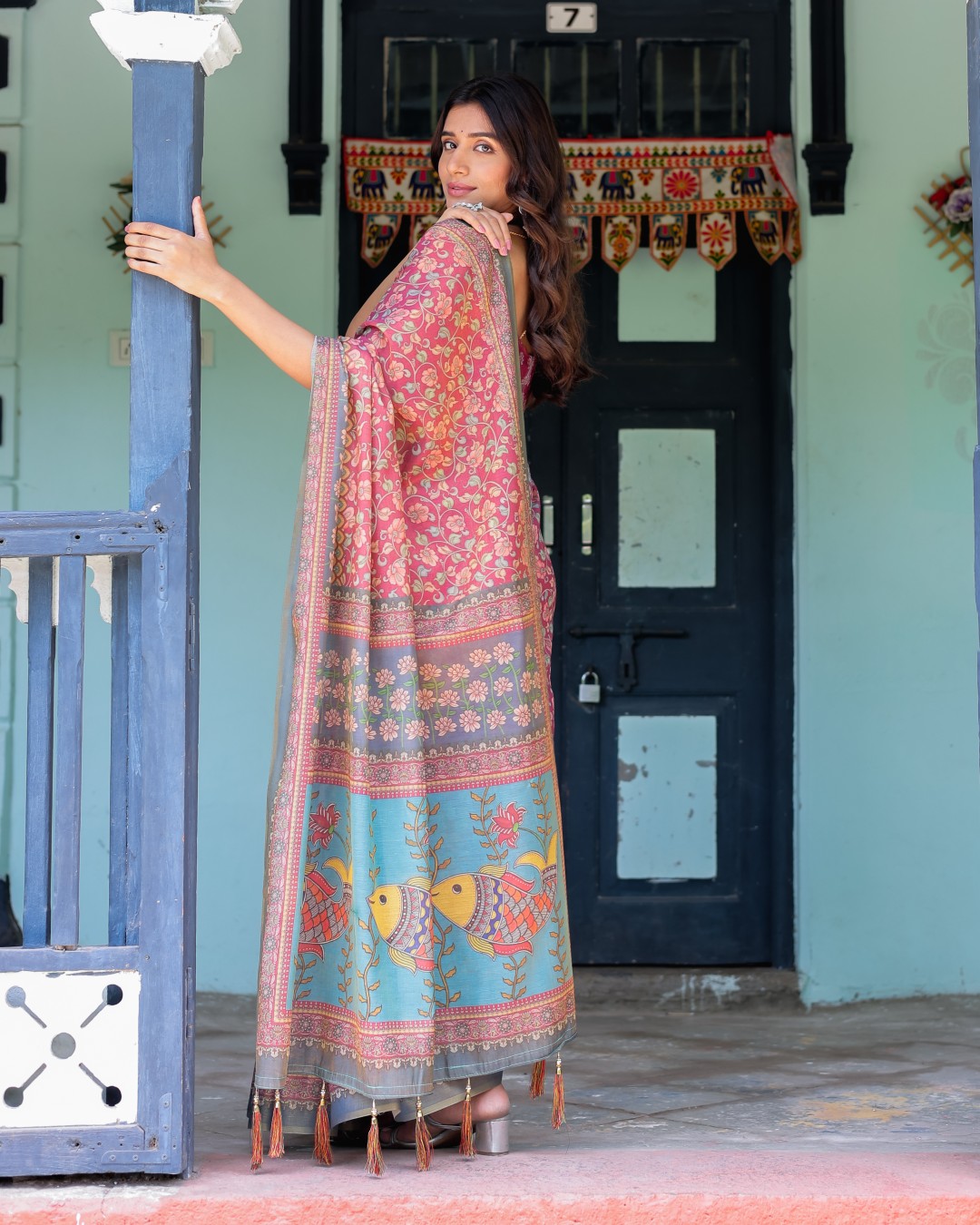 Handloom Cotton Saree with Cow Motifs & Temple Pallu Art(Pack of 1)