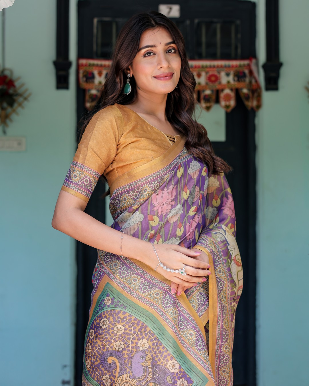 Handloom Cotton Saree with Cow Motifs & Temple Pallu Art(Pack of 1)