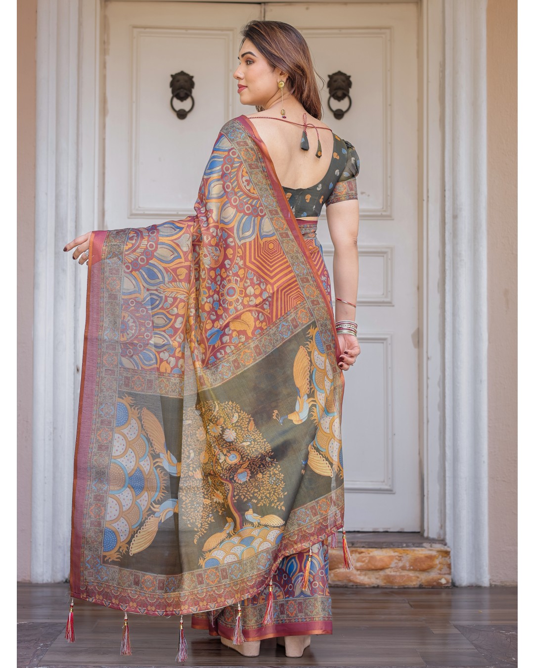 Handloom Cotton Saree with Mandala Pallu, Ornamental Border & Tassels – Traditional Festive Wear(Pack of 1)