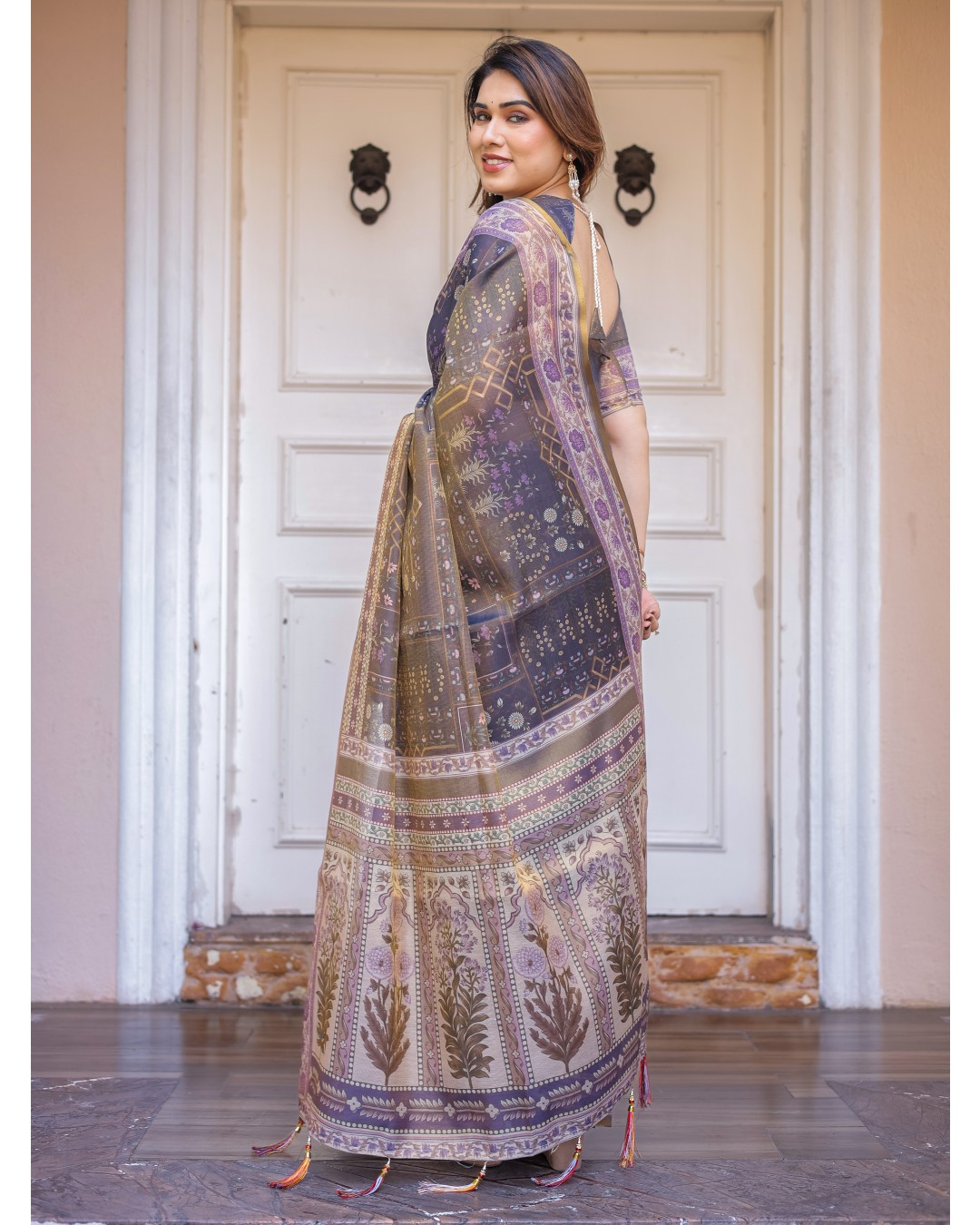 Handloom Cotton Saree with Mandala Pallu, Ornamental Border & Tassels – Traditional Festive Wear(Pack of 1)