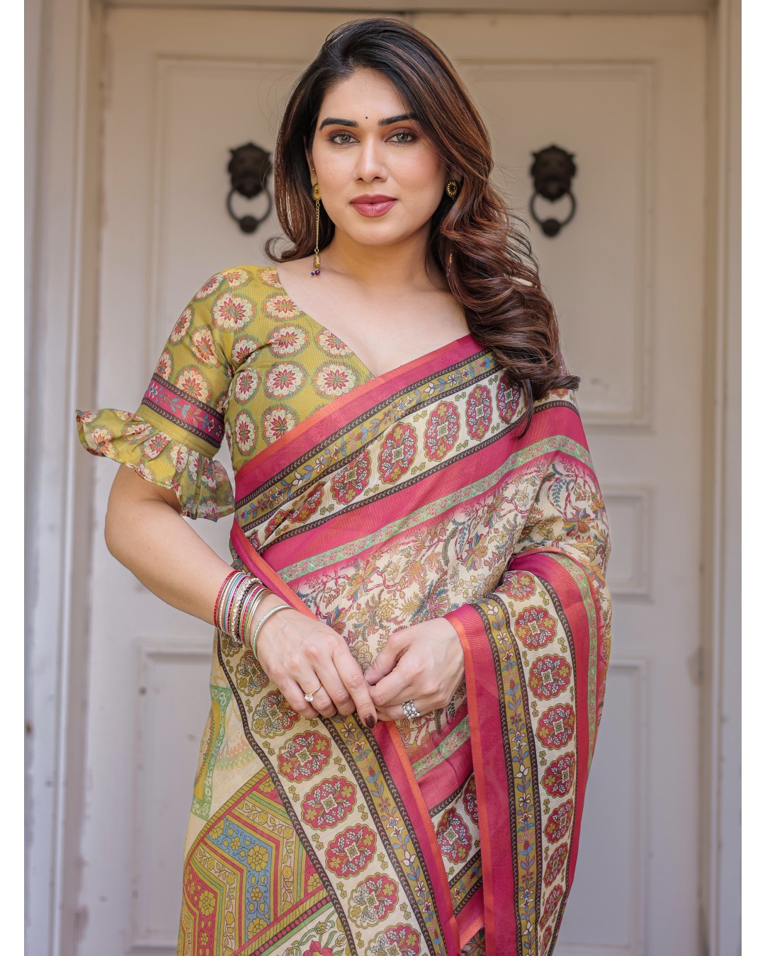 Handloom Cotton Saree with Mandala Pallu, Ornamental Border & Tassels – Traditional Festive Wear(Pack of 1)