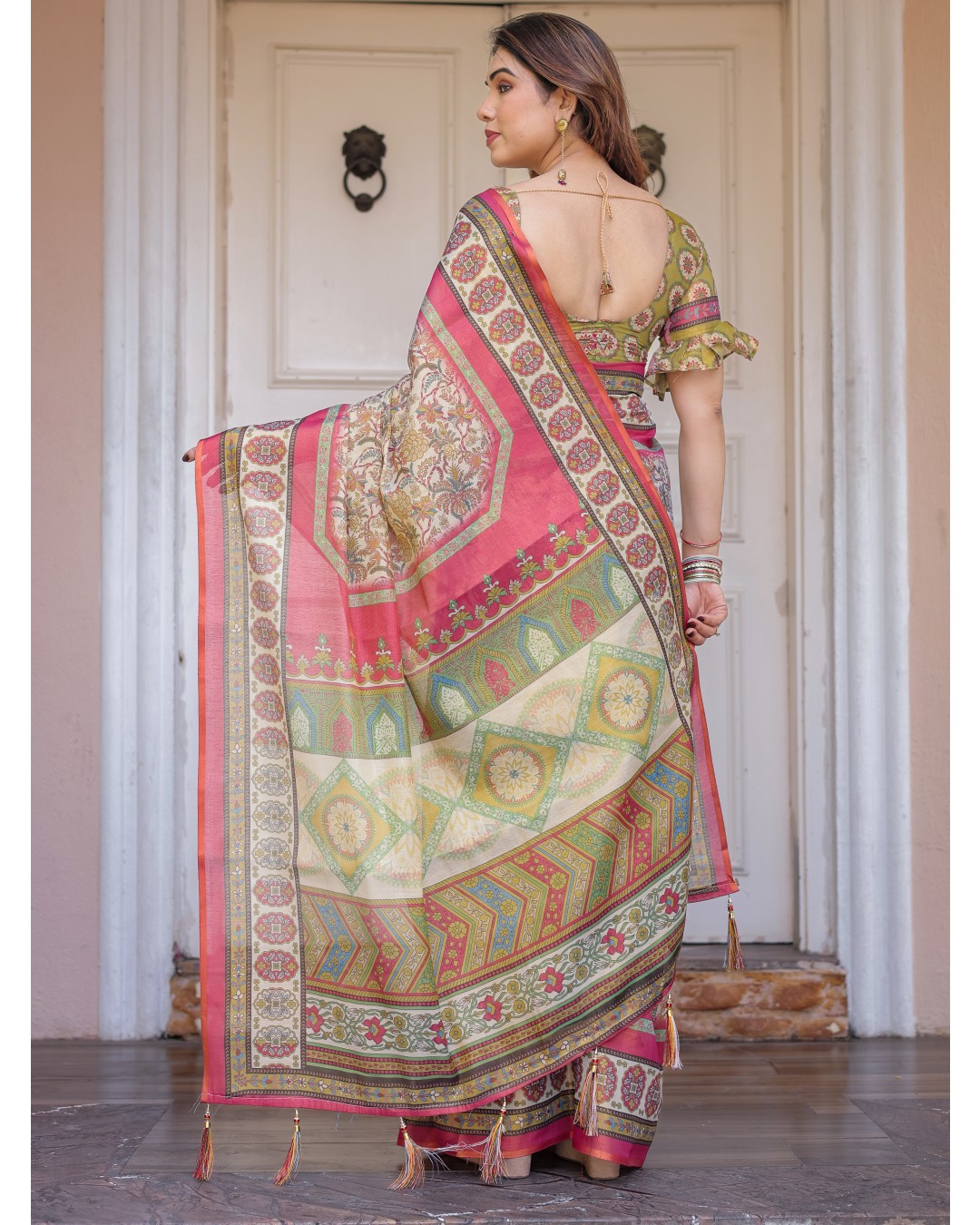 Handloom Cotton Saree with Mandala Pallu, Ornamental Border & Tassels – Traditional Festive Wear(Pack of 1)