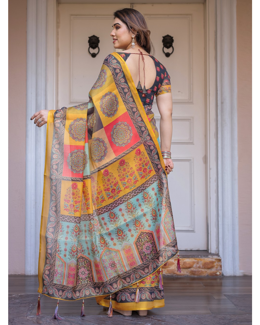 Handloom Cotton Saree with Mandala Pallu, Ornamental Border & Tassels – Traditional Festive Wear(Pack of 1)