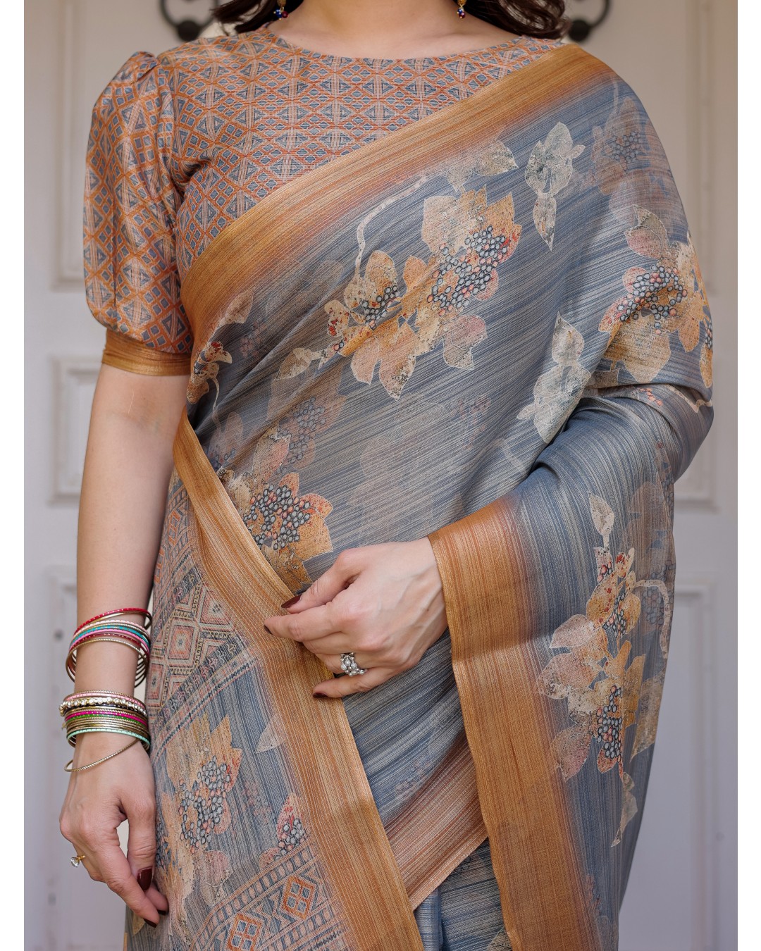 Floral Paisley Printed Handloom Cotton Saree with Heritage Border & Tassels – Festive Ethnic Wear(Pack of 1)