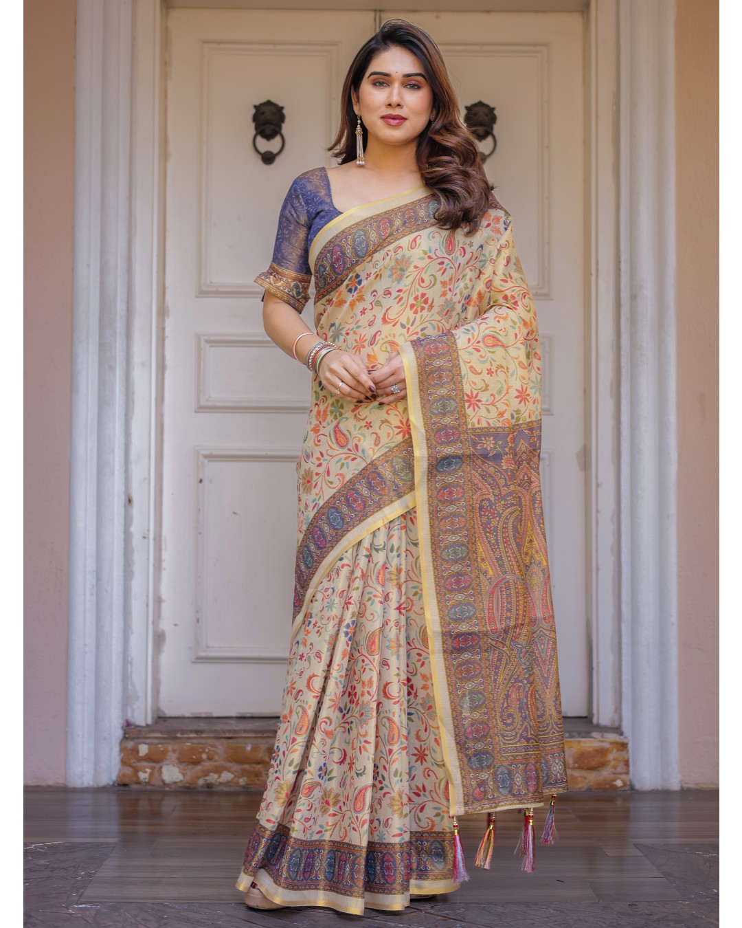 Floral Paisley Printed Handloom Cotton Saree with Heritage Border & Tassels – Festive Ethnic Wear(Pack of 1)