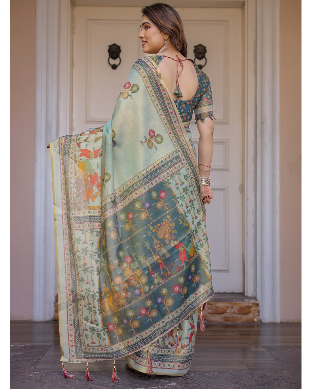 Floral Paisley Printed Handloom Cotton Saree with Heritage Border & Tassels – Festive Ethnic Wear(Pack of 1)