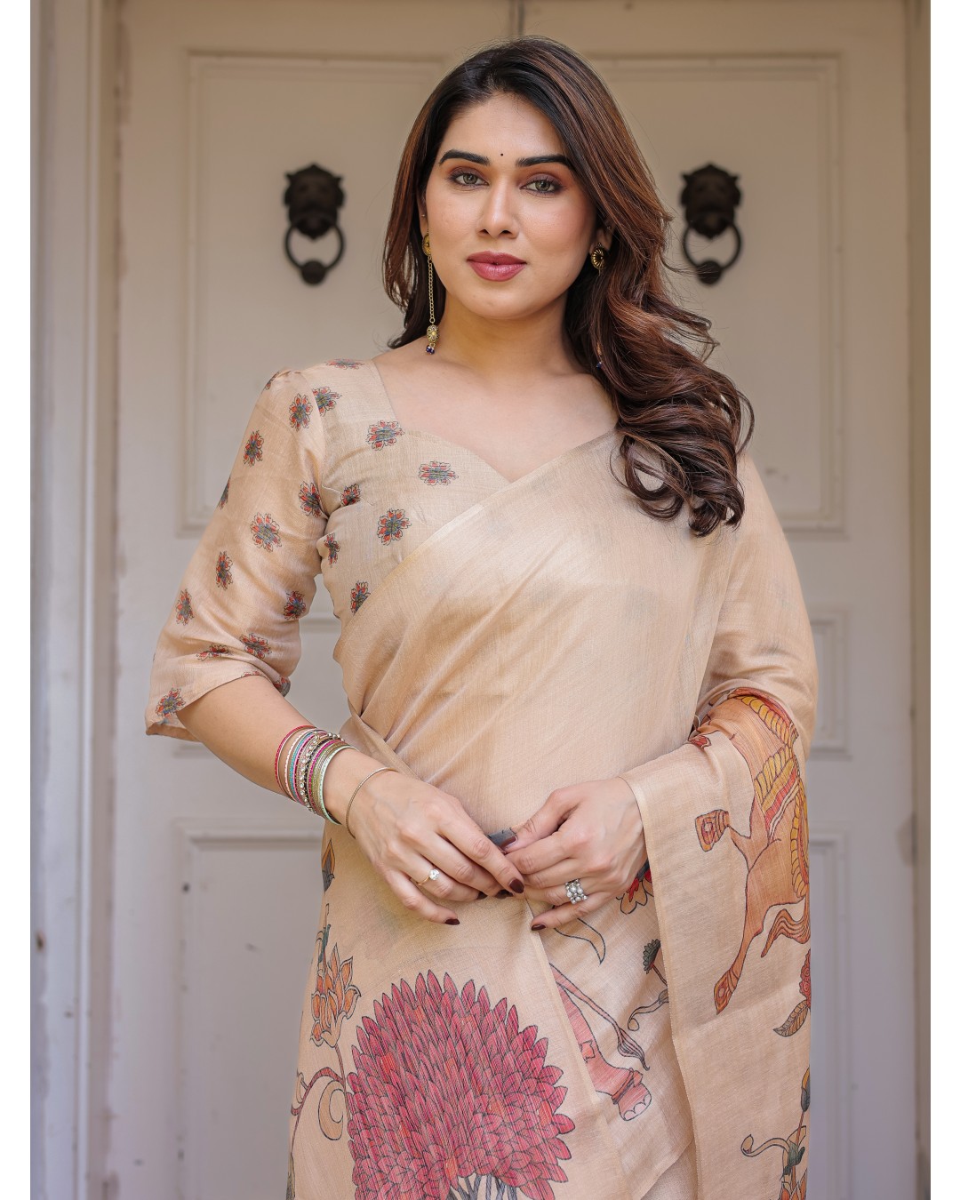 Floral Handloom Cotton-Linen Saree with Woven Pallu & Tassels – Classic Ethnic Wear(Pack of 1)