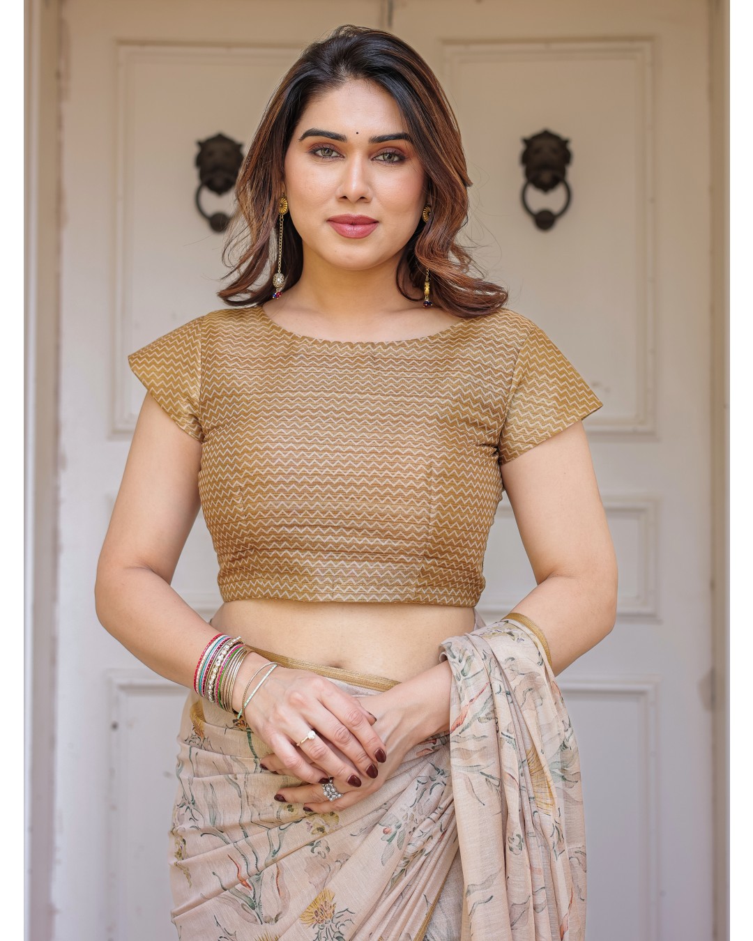 Floral Handloom Cotton-Linen Saree with Woven Pallu & Tassels – Classic Ethnic Wear(Pack of 1)