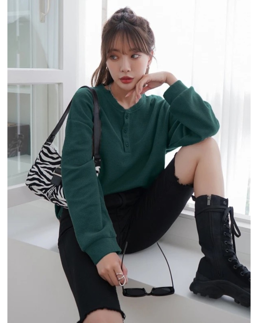 Women’s Oversized Waffle Knit Henley Top – Casual Full Sleeve Loose Fit T-Shirt(Pack of 1)