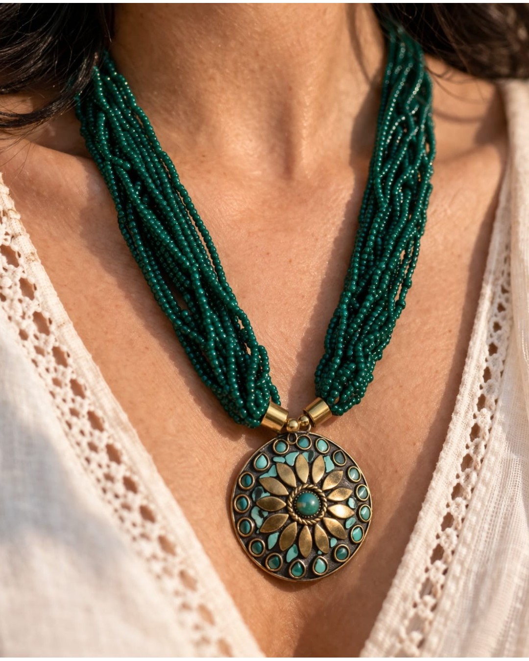 Women’s Green Beaded Statement Necklace with Round Pendant (Pack of 1)