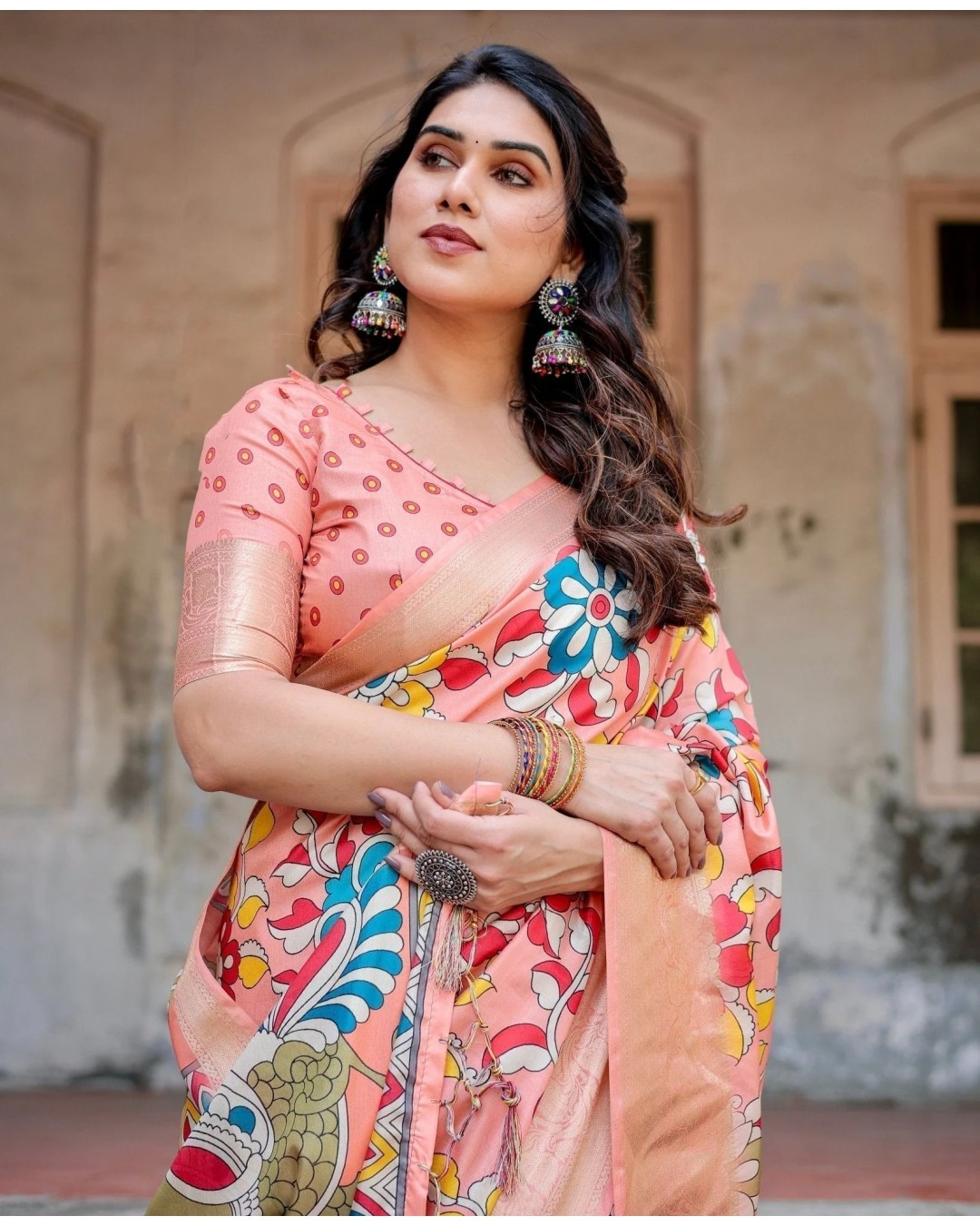 Peach Tussar Silk Saree with Vibrant Floral Kalamkari and Zari Highlights(pack of 1)