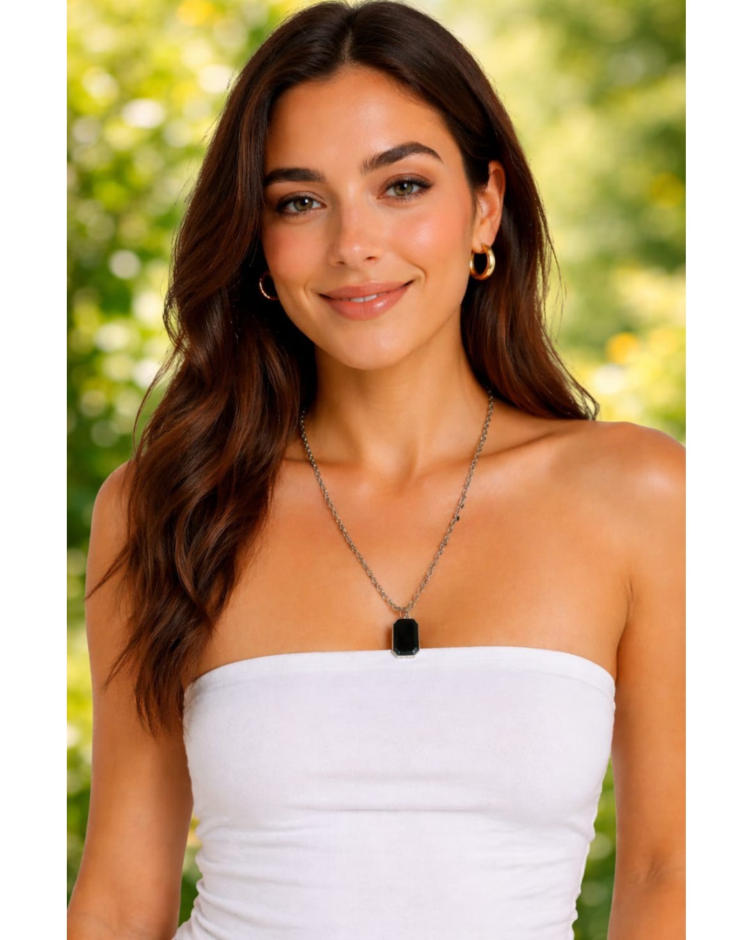 Premium Black Crystal Pendant Necklace (Pack of 1)