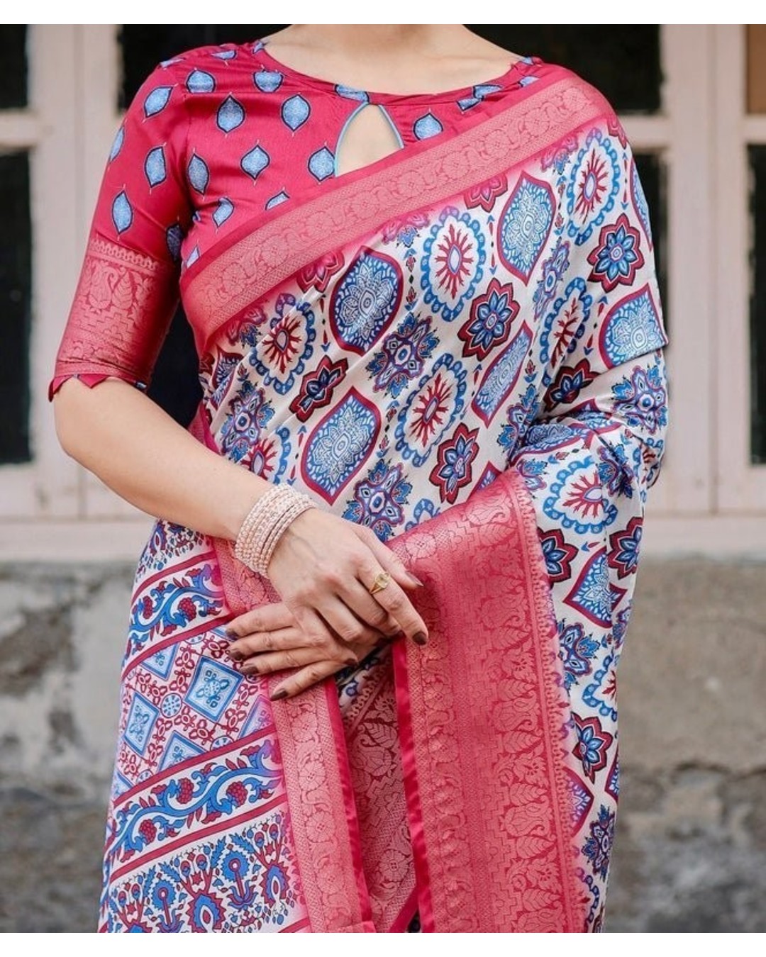 White and Red Tussar Silk Saree with Vibrant Floral Geometric Motifs and Ornamental Zari Border (pack of 1)