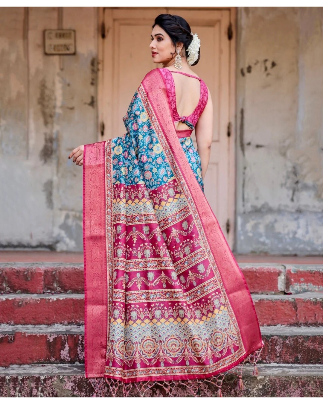 Teal Blue and Coral Tussar Silk Saree with Vibrant Floral Motifs and Ornamental Pallu(pack of 1)