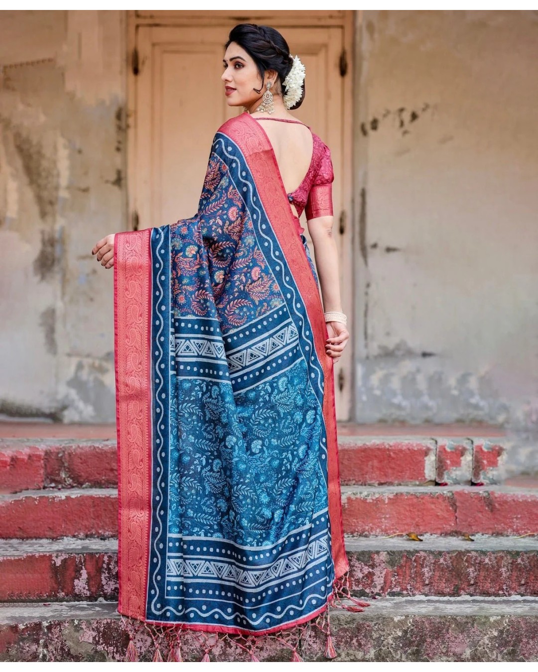 Teal Blue and Coral Tussar Silk Saree with Floral Weaves and Geometric Pallu (pack of 1)