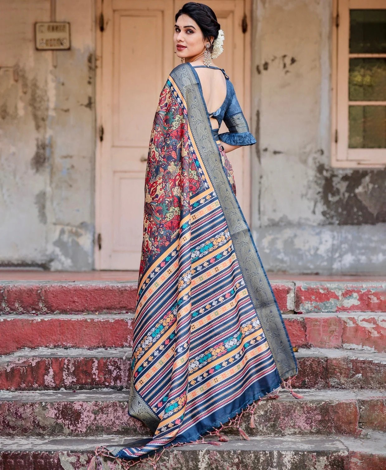 Multicolor Tussar Silk Saree with Vibrant Floral Weaves and Striped Pallu (pack of 1)