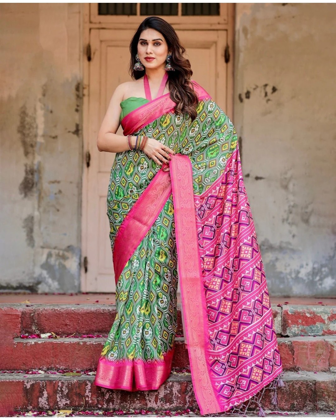 Green and Pink Tussar Silk Saree with Vibrant Ikat Patterns and Zari Border (pack of 1)