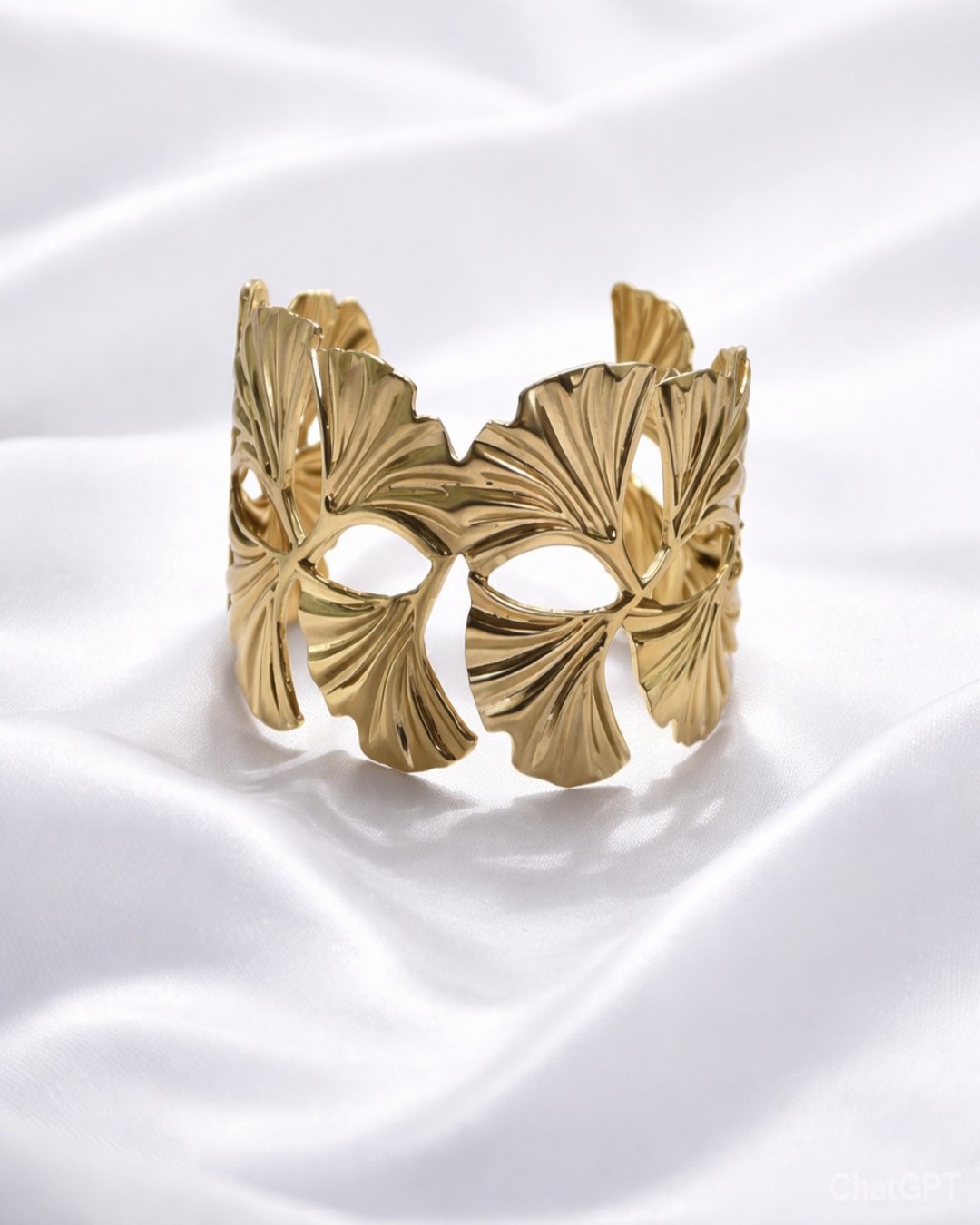 Premium Gold Plated Petals Bracelet (Pack of 1)