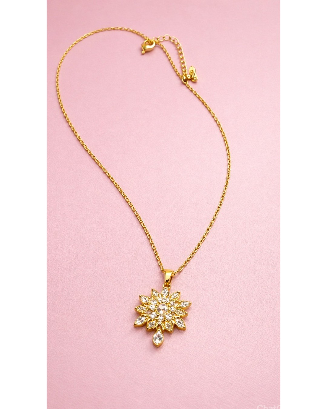 Gold Pendent Necklace (Pack of 1)